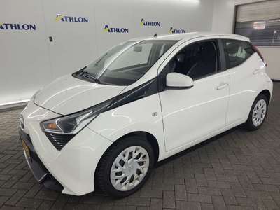 Toyota Aygo 1.0 VVT-I X-PLAY 5D 53KW, 2021