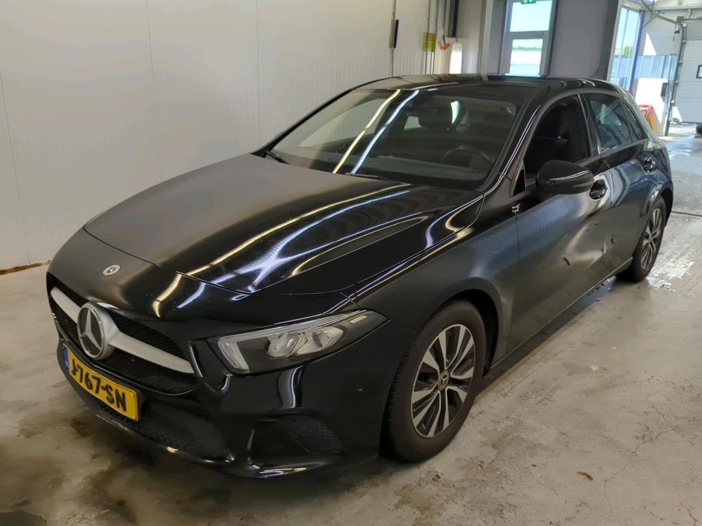 Mercedes-Benz A180 1.3 100kW Business Solution DCT, 2020