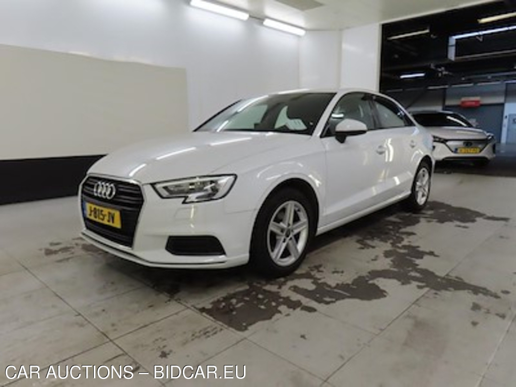 Audi A3 limousine 30 TFSI Pro Line 4d