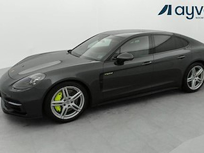 Porsche Panamera 4 2.9 V6 phev 330 ---- PROBLEME BOITE A VITESSES ---- VOIR DEVIS -----