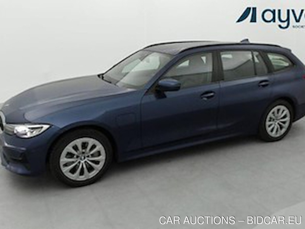 BMW 330e touring phev 184 CV Business Pack Plus, Cuir, Attelage