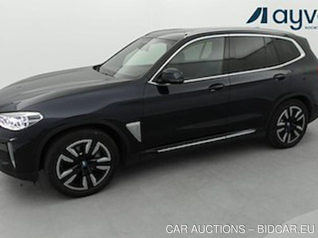BMW Ix3 80kwh impressive 286 CV Attelage