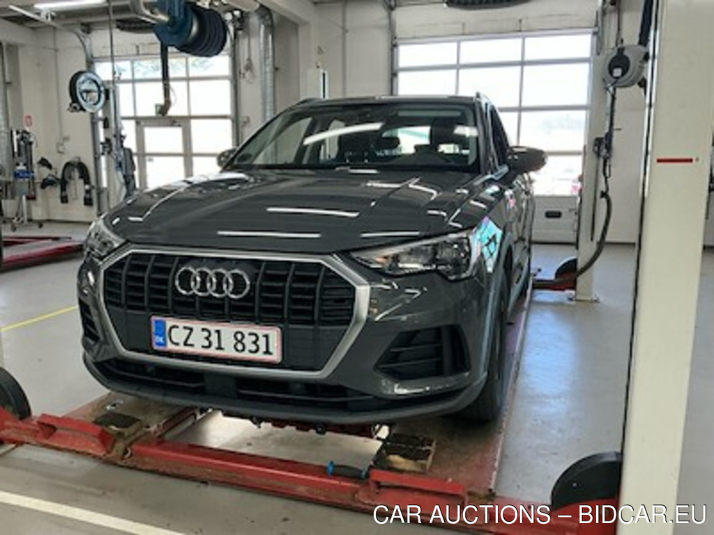 Audi Q3 35 TDI 150 HK S tronic Prestige UA!