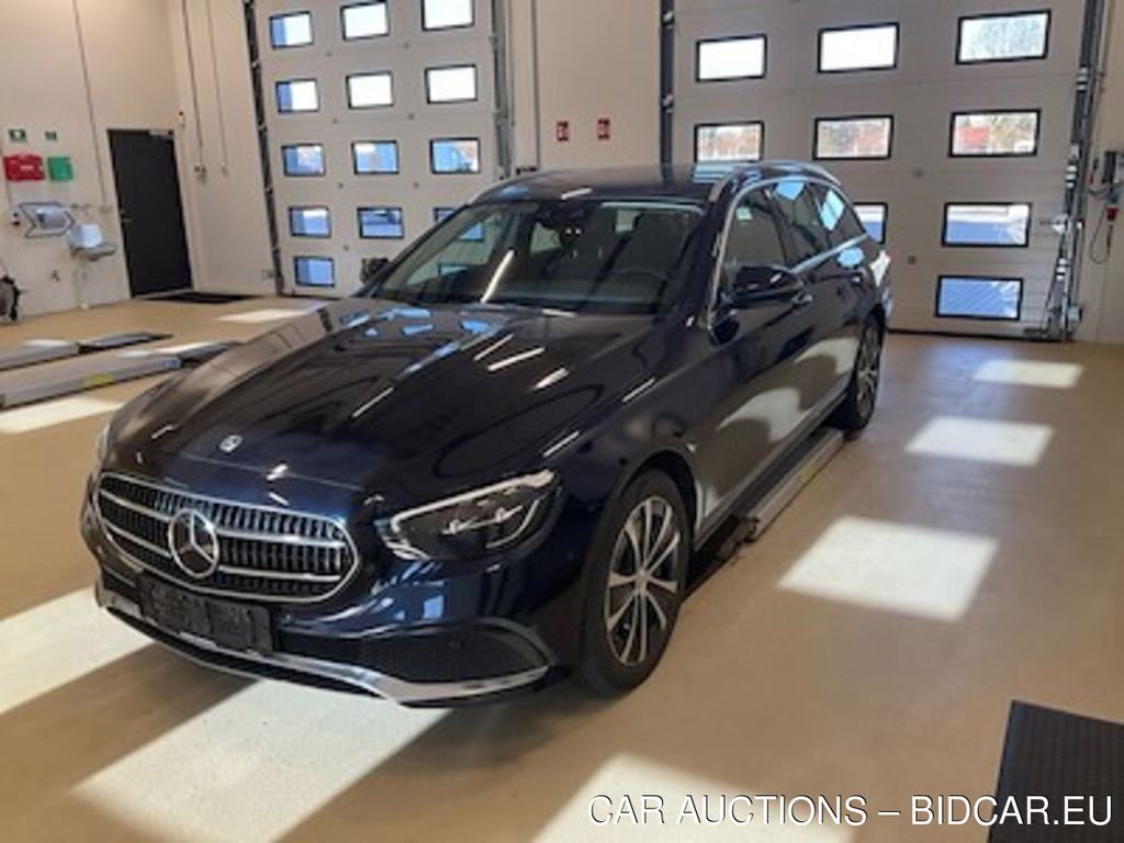 Mercedes-Benz E-KLASSE 2.0 E 300 de T Business SW auto UA!