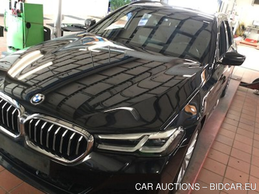 BMW 5 serie 530e TOURING iPerformance F M SPORT UA!