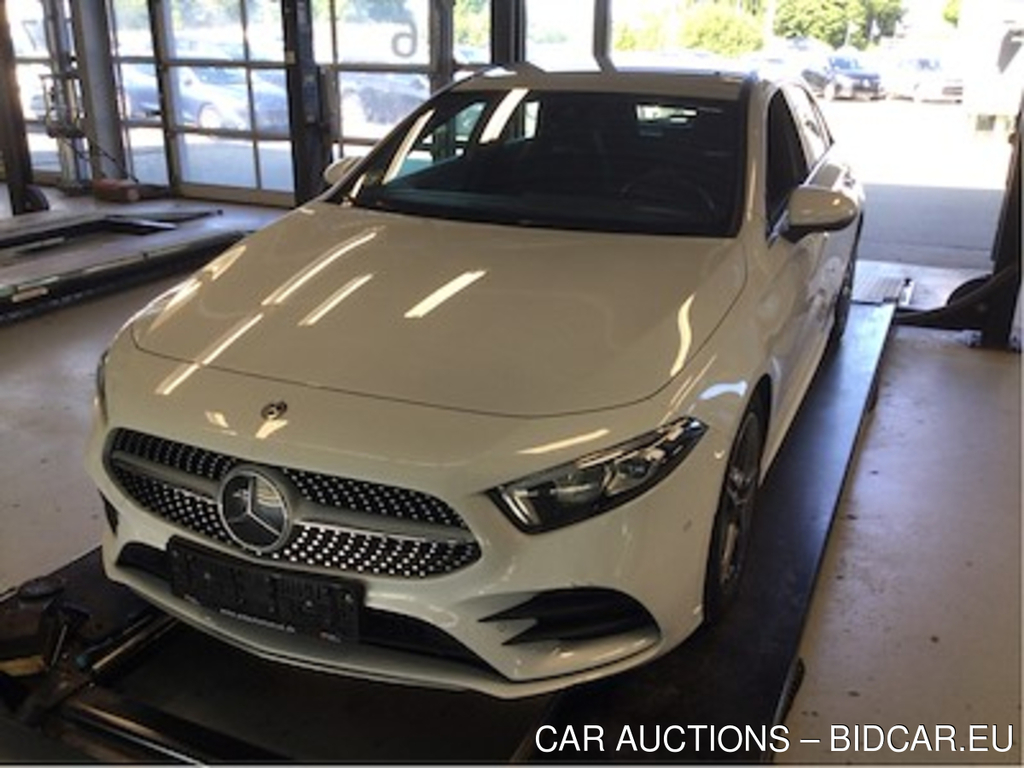 Mercedes-Benz A-Klasse 2.0 A 220 D Business DCT UA!