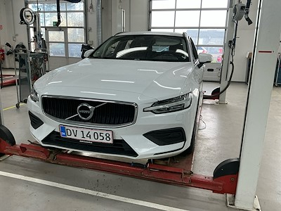 Volvo V60 2.0 D4 190 MOMENTUM VBL AUTO UA!