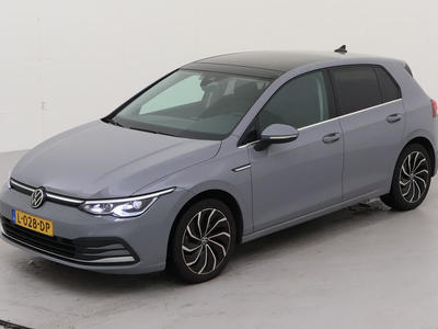 Volkswagen Golf 1.5 TSI 150PK DSG STYLE WINTER PANORAMA DISCOVERPRO, 2021