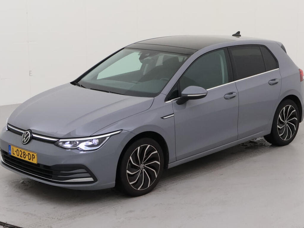 Volkswagen Golf 1.5 TSI 150PK DSG STYLE WINTER PANORAMA DISCOVERPRO, 2021