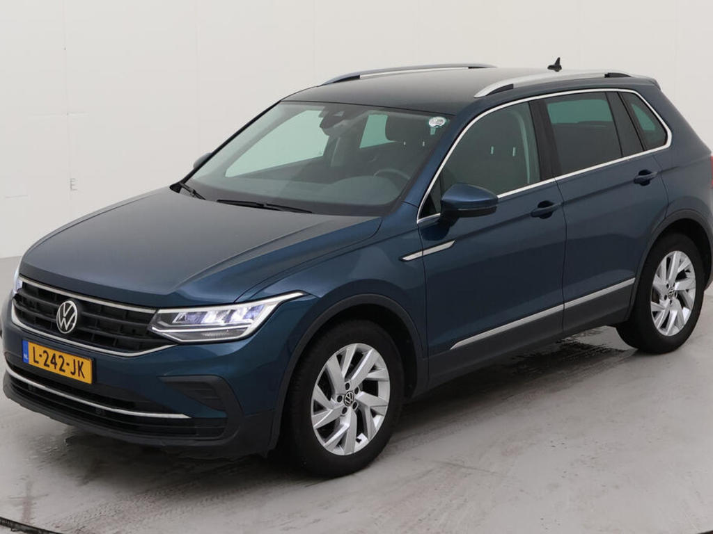 Volkswagen Tiguan 1.5 TSI 130PK LIFE WINTER MULTIMEDIA, 2021
