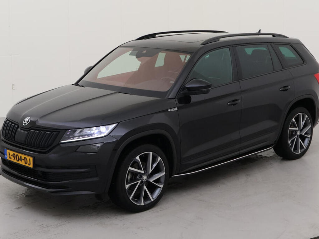Skoda Kodiaq 1.5 TSI 150PK DSG SPORTLINE BUSINESS COMFORT FUNCTIE PANO, 2021