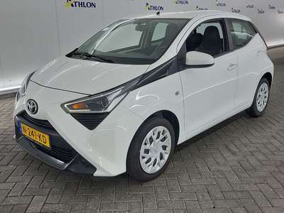 Toyota Aygo 1.0 VVT-I X-PLAY 5D 53KW, 2021