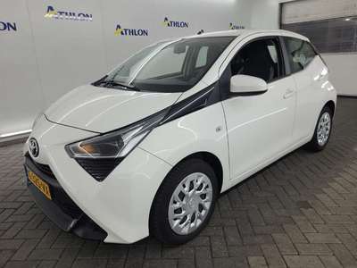 Toyota Aygo 1.0 VVT-I X-PLAY X-SHIFT 5D 53KW, 2020