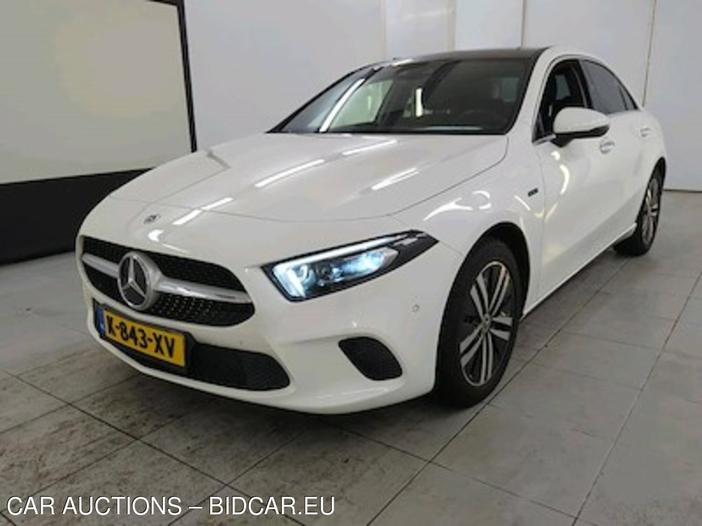 Mercedes-Benz A-klasse limousine A 250 e 8G-DCT Bus Sol Luxury Limited