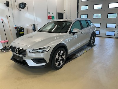 Volvo V60 cross country 2.0 D4 190 AWD VBL AUTO UA!