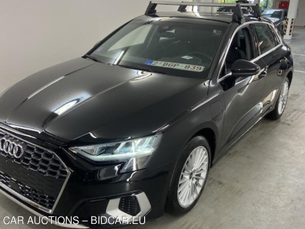 Audi A3 1.4 40 TFSI E S TRON. ADVANCED SPORTBACK Business Plus