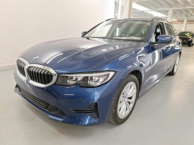 BMW 3 series touring 2.0 320E TOURING Business Comfort telephony Wireless Charging Mirror
