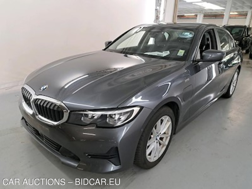 BMW 3-serie 2.0 330E (135KW) BERLINE Business Plus