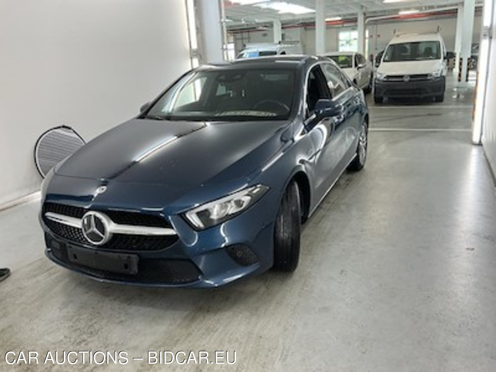 Mercedes-Benz A-class limousine 1.3 A 250 E BUSINESS SOLUTION DCT