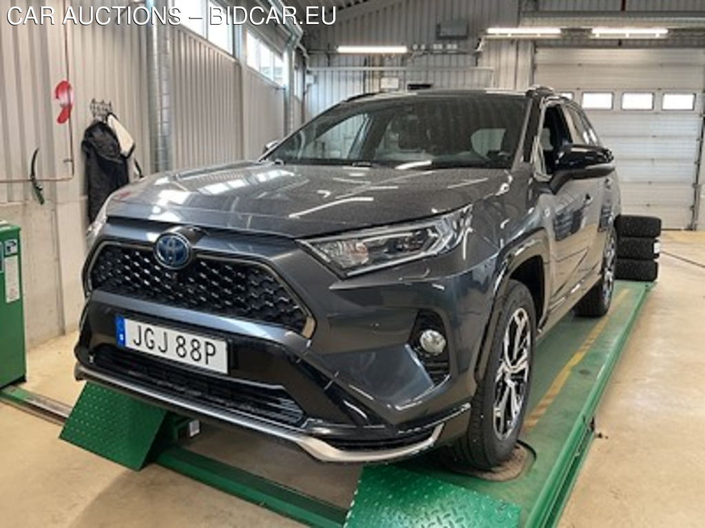 Toyota Rav4 2.5 Plug-In AWD-i Style Premium Skinn Kamera Drag