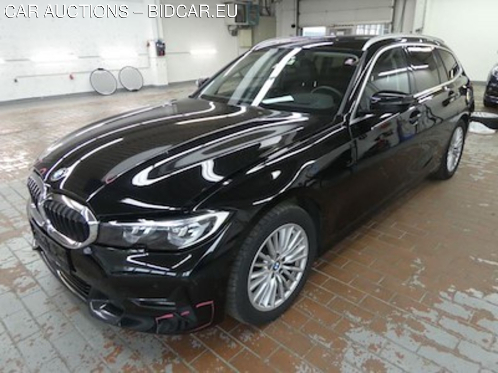 BMW Series 3 2.0 320D A TOURING SPORT LINE