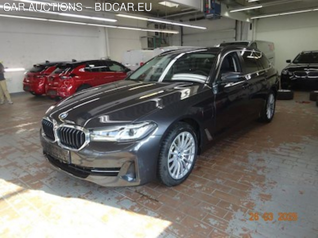 BMW Series 5 2.0 530E XDRIVE TOURING A