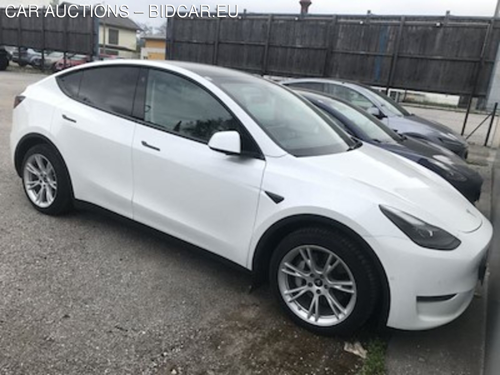 Tesla Model Y 75KWH LR 4WD AUTO