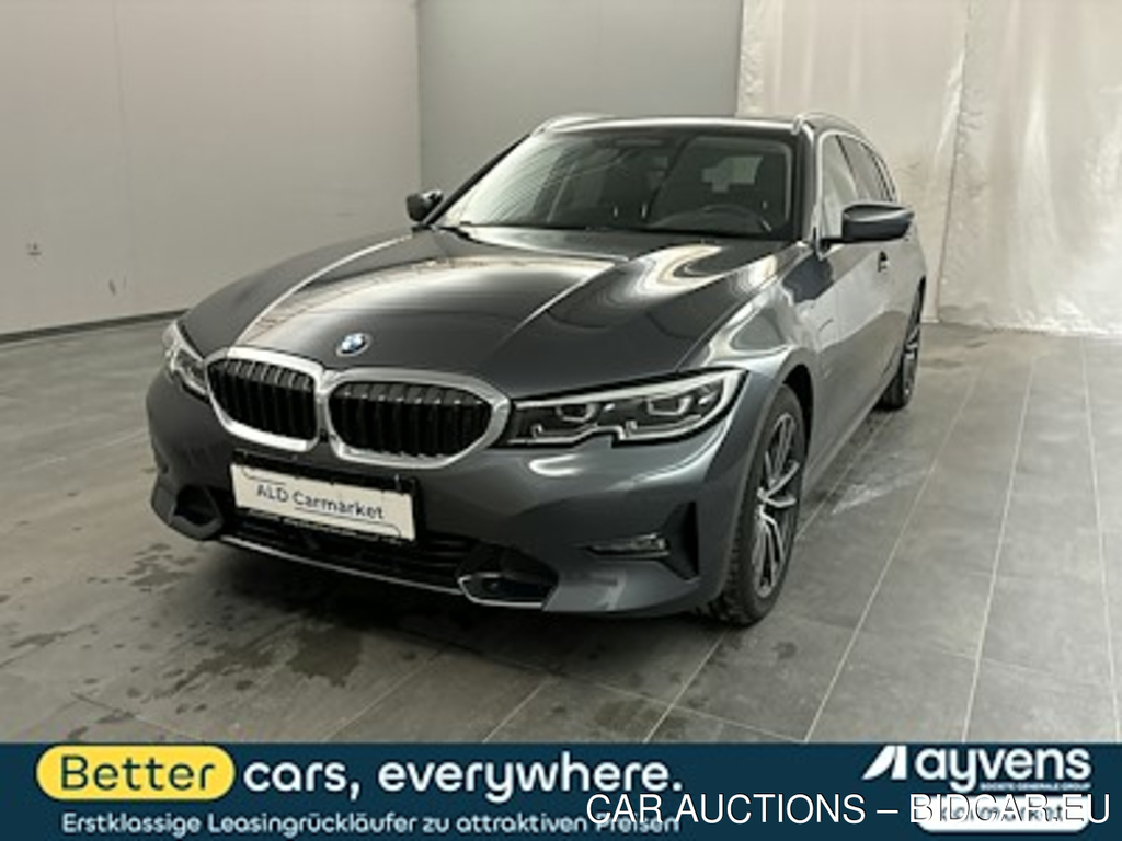 BMW 3er BMW 330e Touring Aut. Sport Line Kombi, 5-turig, Automatik, 8-Gang