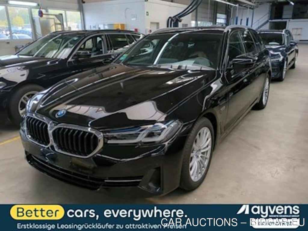 BMW 530e touring AU t.