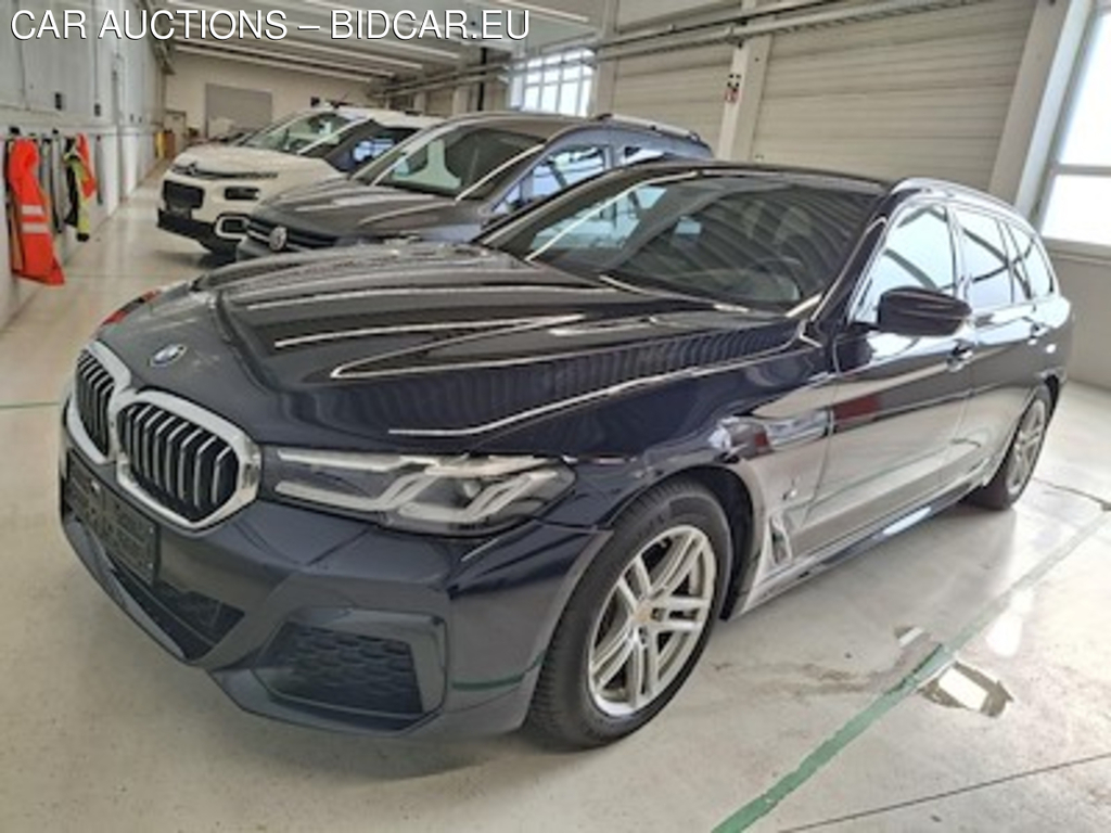 BMW Series 5 520d A xDrive Touring 140KW