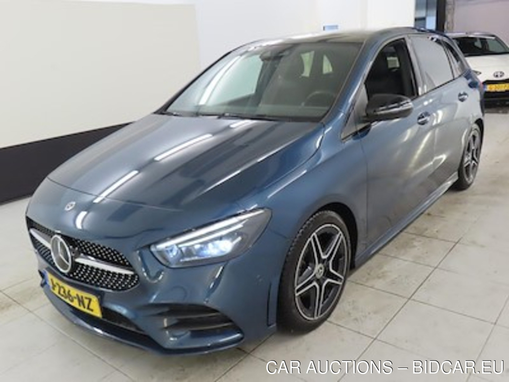 Mercedes-Benz B-Klasse B 180 7G-DCT Business Solution AMG 5d