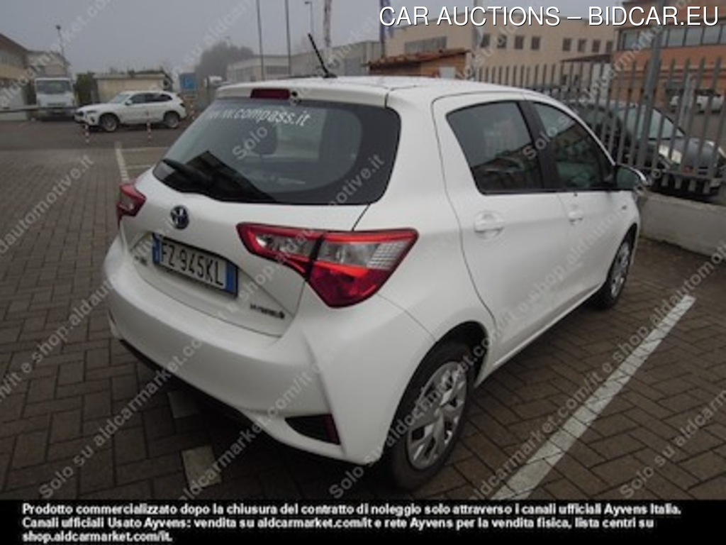 Toyota yaris 1.5 hybrid business hatchback -