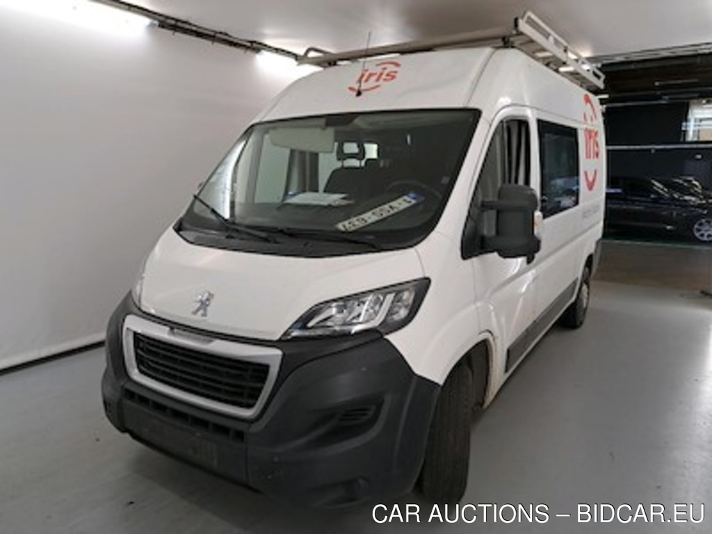 Peugeot Boxer 335 fourgon mwb HR dsl 2.0 BlueHDi L2H2 Utility Doub.Cabine City