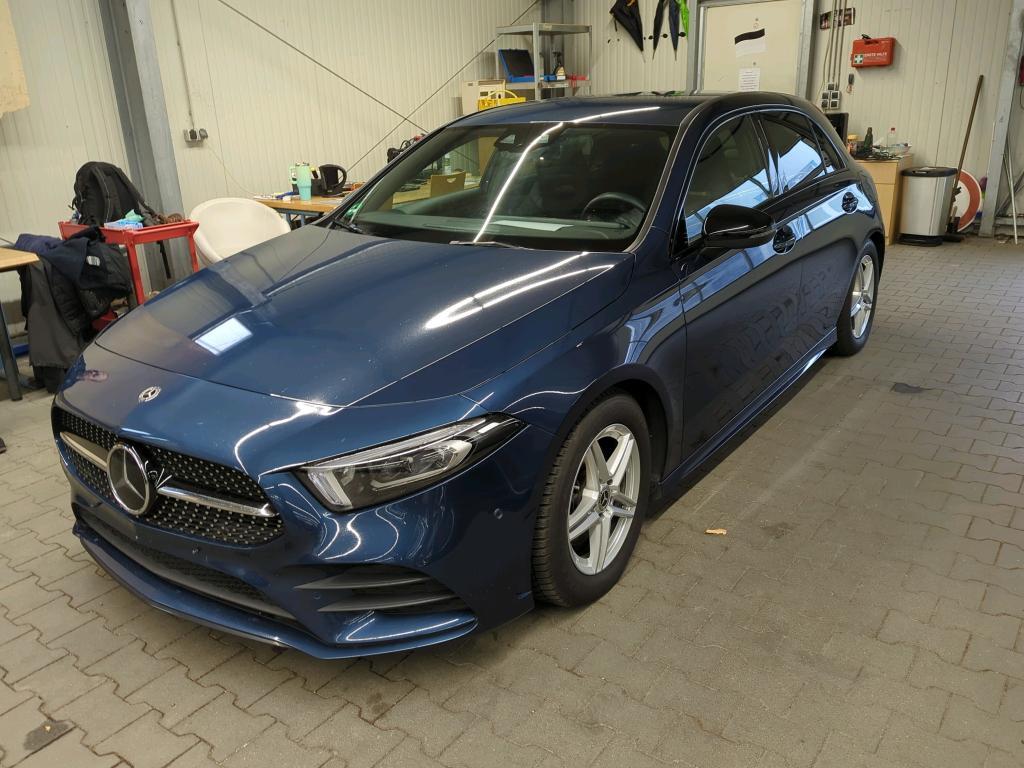 Mercedes-Benz A 200 D 8G-DCT AMG Line, 2020