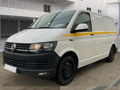Volkswagen Transporter FGN TOLE L1H1 2.0 TDI 180 4MOTION BUSINESS LINE DSG7 BUSINESS LINE DSG7, 2015