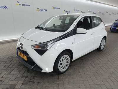 Toyota Aygo 1.0 VVT-I X-PLAY 5D 53KW, 2021