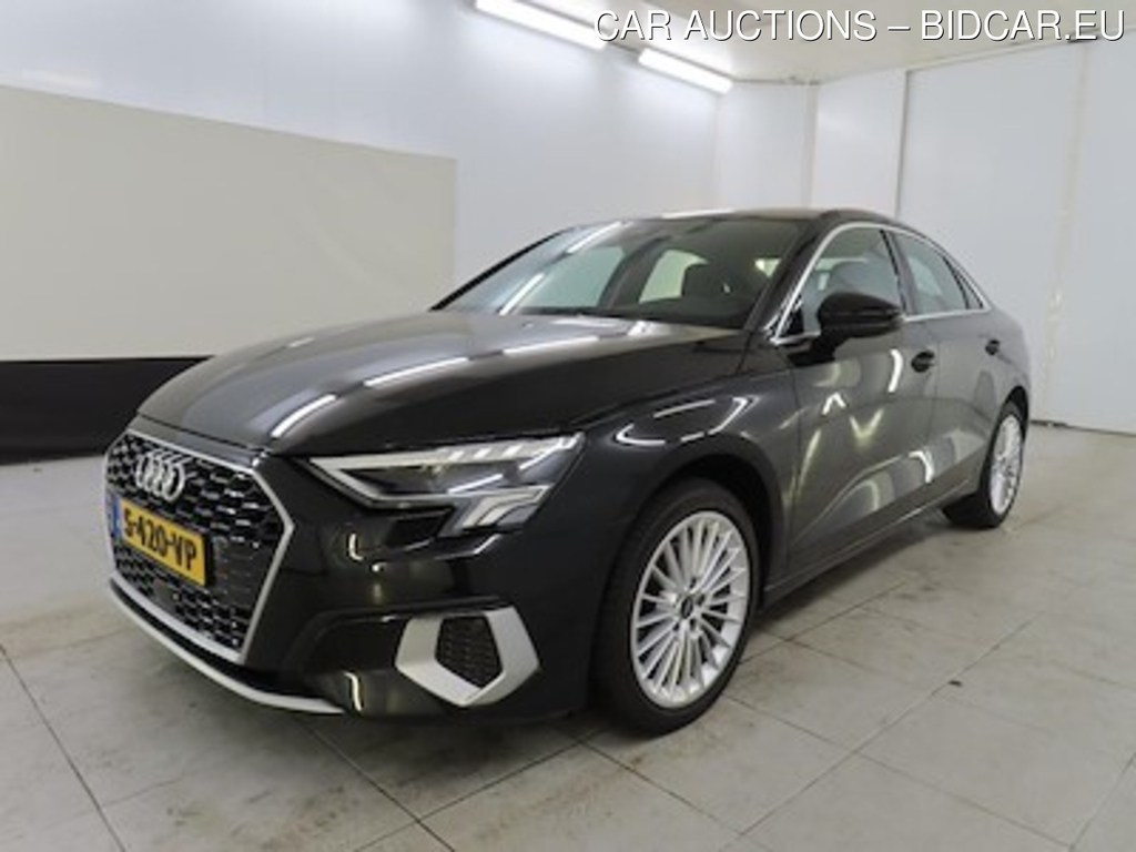 Audi A3 limousine 30 TFSI S tronic Advanced edition 4d