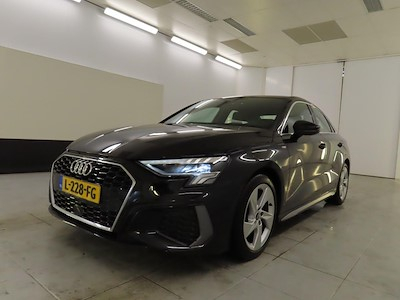 Audi A3 limousine 35 TFSI S tronic S edition 4d