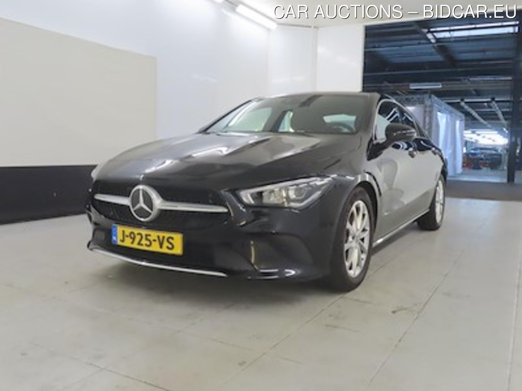 Mercedes-Benz CLA CLA 180 DCT Bus. Solution Progressive 4d