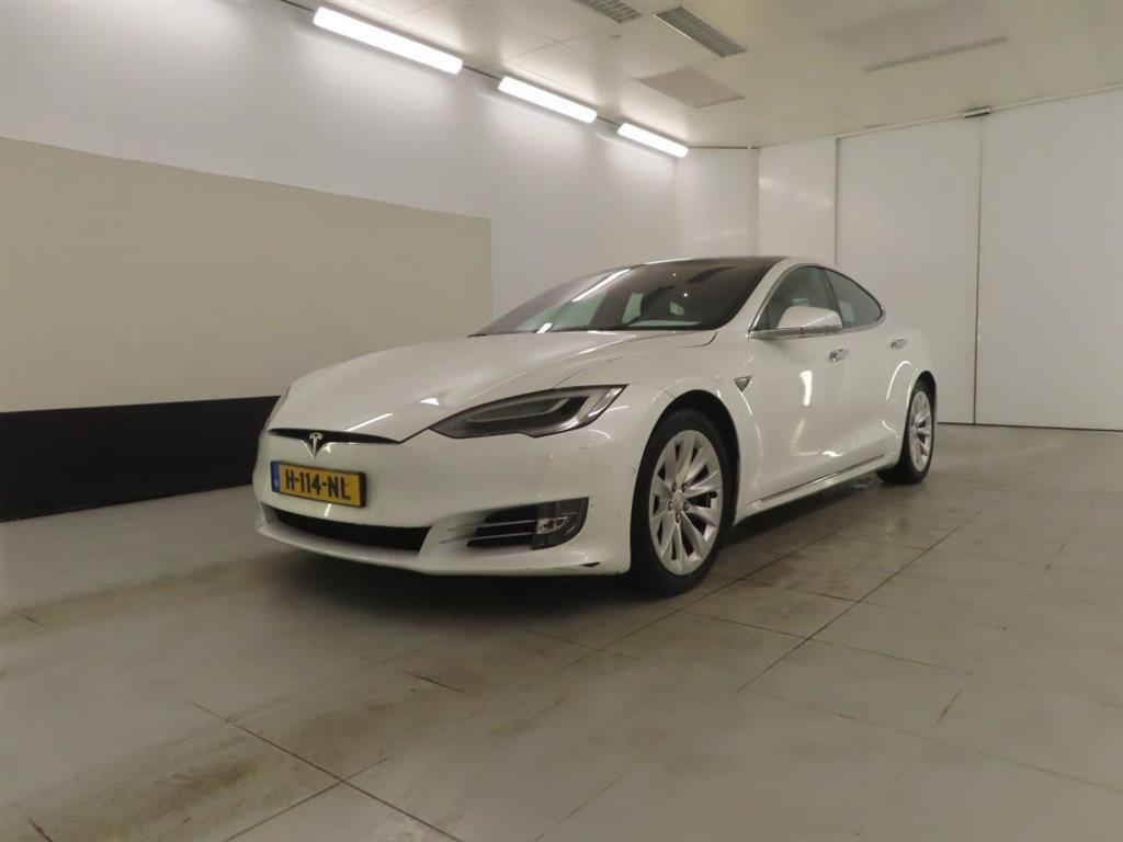Tesla Model s LONG RANGE, 2020
