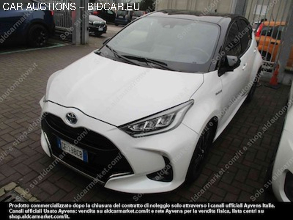 Toyota yaris hybrid style my20 hatchback -