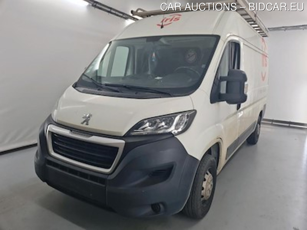 Peugeot Boxer 335 fourgon mwb HR dsl 2.0 BlueHDi L2H2 Premium S&S STOCK