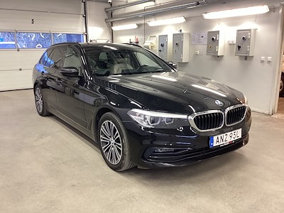 BMW 5-serie 520d Touring Sport Line Drag Skinn H/K
