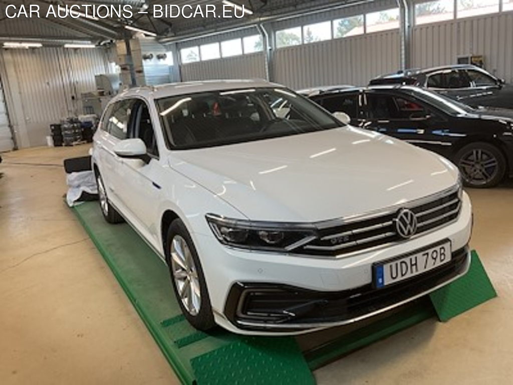 Volkswagen Passat GTE SC Executive Drag Kamera Varmare Navi