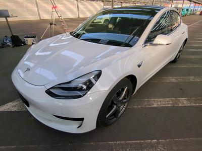 Tesla Model 3 STANDARD REICHWEITE PLUS HINTERRADANTRIEB, 2020