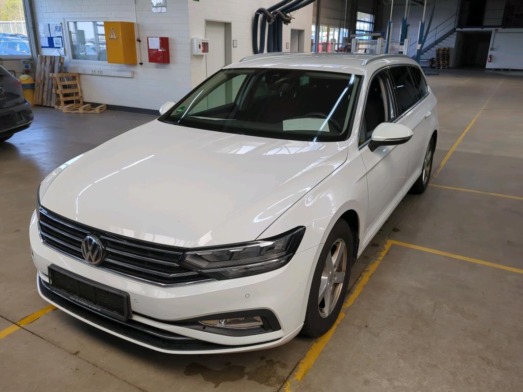 Volkswagen Passat VARIANT 2.0 TDI SCR DSG Business, 2020