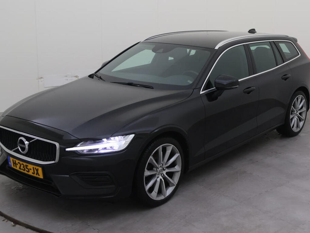 Volvo V60 2.0 T4 190PK MOMENTUM PRO INTELLISAFE PRO SURROUND PARK, 2020