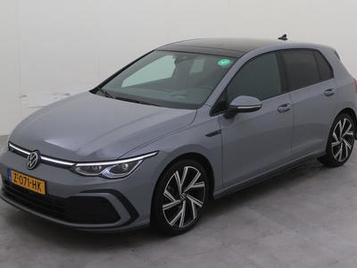 Volkswagen Golf 1.5 TSI 150PK DSG R-LINE BUSINESS MULTIMEDIA PANO ASSIST, 2024