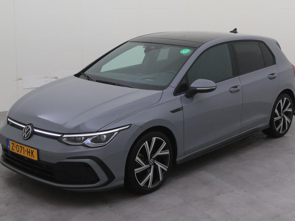 Volkswagen Golf 1.5 TSI 150PK DSG R-LINE BUSINESS MULTIMEDIA PANO ASSIST, 2024