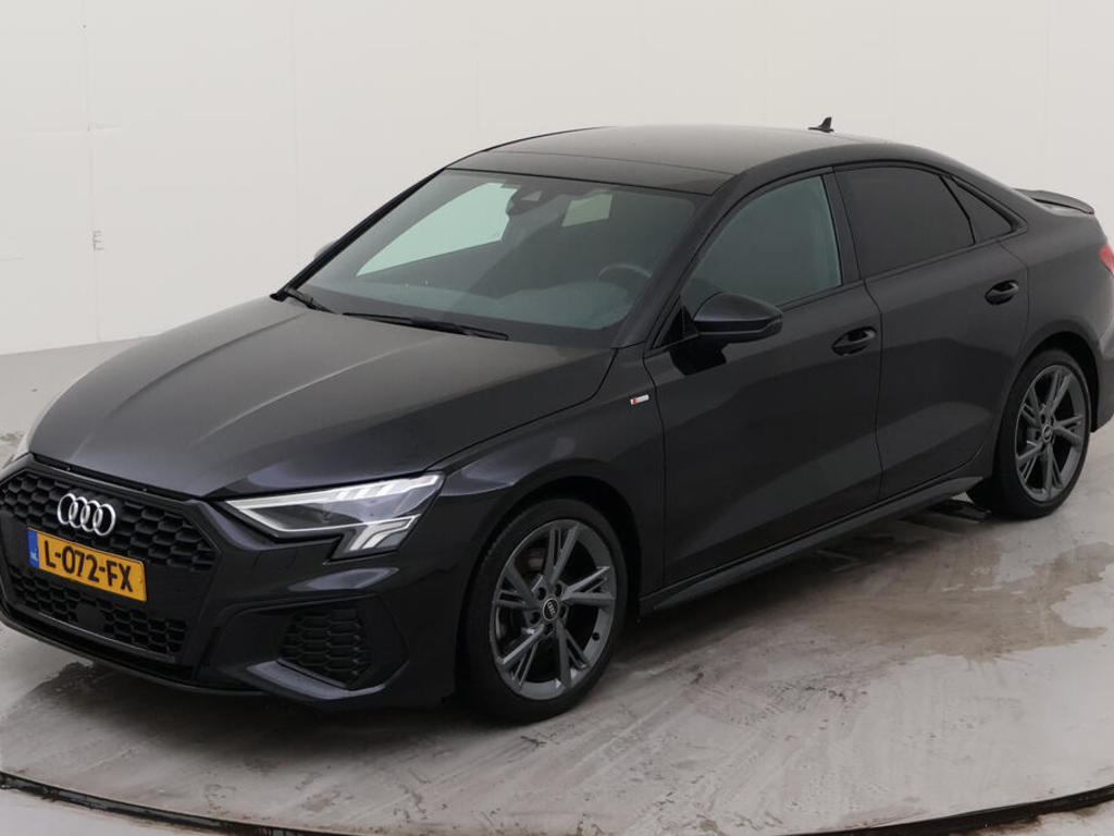 Audi A3 Limousine 30 TFSI 110PK S TRONIC S EDITION OPTIEK PANO, 2021